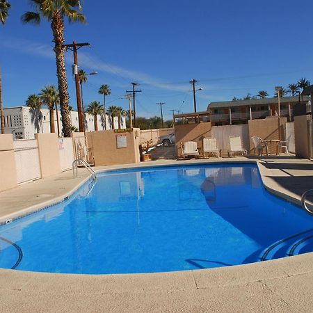 توسن Stone Inn Extended Stay U Of A المظهر الخارجي الصورة