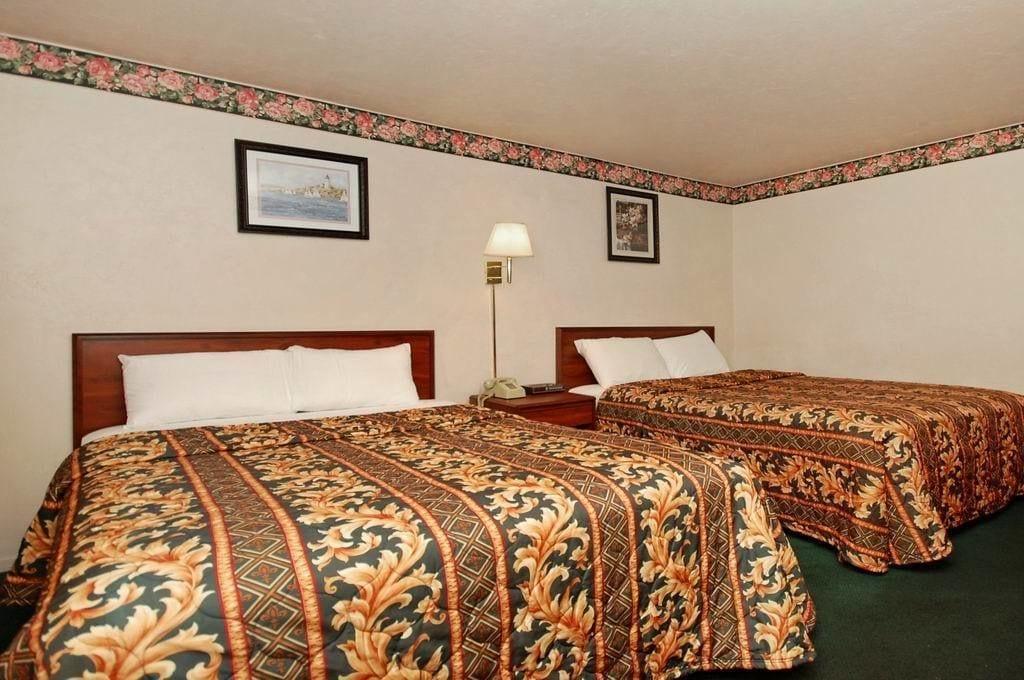 توسن Stone Inn Extended Stay U Of A المظهر الخارجي الصورة