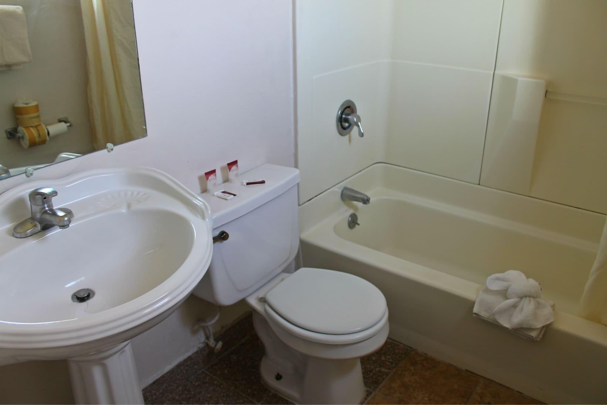 توسن Stone Inn Extended Stay U Of A المظهر الخارجي الصورة