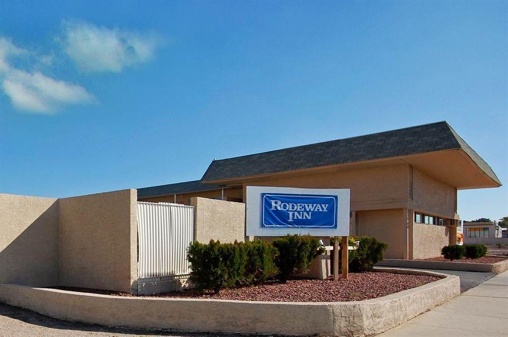 توسن Stone Inn Extended Stay U Of A المظهر الخارجي الصورة