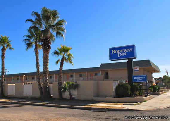 توسن Stone Inn Extended Stay U Of A المظهر الخارجي الصورة